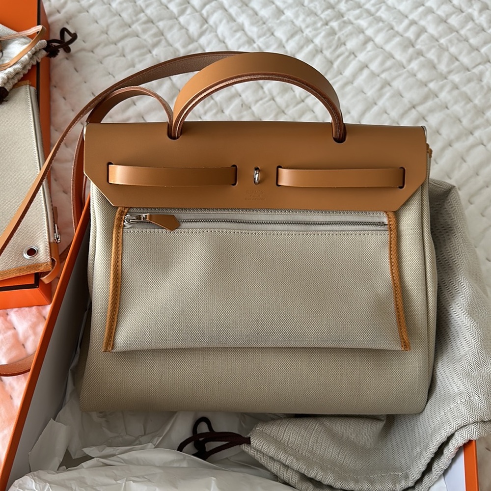 Hermes Laque Zipbag 31 - Picture 8 of 17